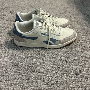 REEBOK COURT ADVANCE SHOES